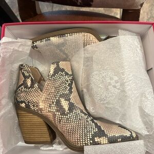 NEW Vince Camuto Snake Print Ankle Booties - Brown and Black
